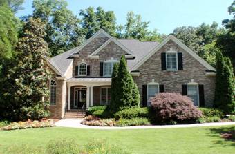 3-sides brick Listing photo 1